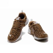 Black And White Animal Print Shoes Womens Pin By Pam Miller On Favs Nike Air Max For Women Cheetah Print Shoes Nike Fashion