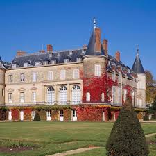 20 vacation rentals and hotels available now. Chateau De Rambouillet Visitparisregion