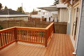 This lakeside home conveys the nantucket style beautifully. Erickson Deck Indoor Outdoor Guy Inc