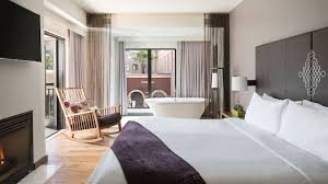 Retreat To Boutique Rooms Suites Or Loft Style Accommodations In Downtown Napa For Rustic Decor Soaking Tubs Coz Luxury Hotel Room Hotels Room Luxury Hotel