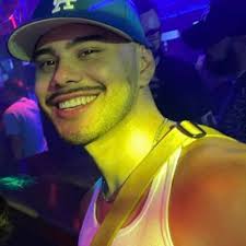 Chris Drew (@christphrdrew)