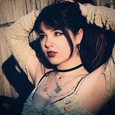 Eileen Sparks's Instagram, Twitter & Facebook