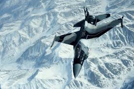 Only the best hd background pictures. 33 4k Ultra Hd General Dynamics F 16 Fighting Falcon Wallpapers Background Images Wallpaper Abyss