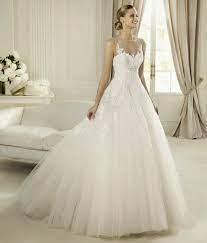 Cerimonia si propone abiti eleganti, abiti da sera, chic ma anche di pret a porter adatti a tutte le occasioni. 70 Ottime Idee Su Usato Di Sfilata O Privato Abiti Da Sposa Abiti Sposa