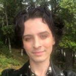 Nora Monahan's Instagram, Twitter & Facebook