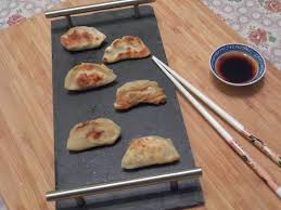Check out the recipes and tutorial over on mary makes dinner and impress your guests with your newly discovered sushi ninja skills. Emily S Recipes And Reviews Uk Food Blog Leicestershire Sushi Dinner Party