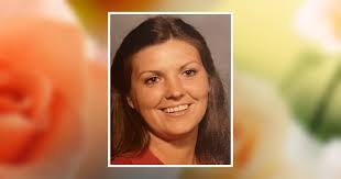 Janice Compton's Instagram, Twitter & Facebook