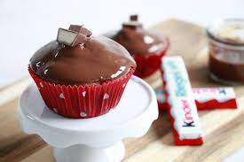 Kinderriegel Muffins Rezept Fur Geburtstagsmuffins Oder Wiedergutmachungsmuffins Lavendelblog Geburtstagsmuffins Kinder Riegel Kuchen Und Torten