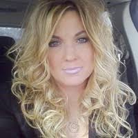 Deborah Howe's Instagram, Twitter & Facebook