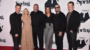 Adam arkin did amazing work as a psychiatrist who may or may not have had a psychotic break, but the story was all over the place. Law Order Svu What You Need To Know About Season 21