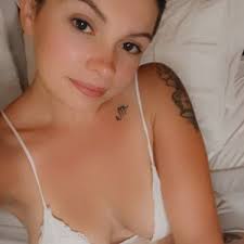 Amanda Endicott (@amandaendicott)