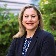 Ana Isabel López Acevedo Email & Phone Number