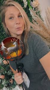 Madelyn Flowers's Instagram, Twitter & Facebook