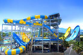 Boomerango Manta Fusion Nagashima Spa Land Kuwana Japan Water Slides Whitewater Waterslides
