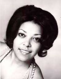 Dorothy Rudd Moore Interview with Bruce Duffie . . . . . . . . .