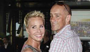 Die ersten 8 schritte in die selbstständigkeit. Sonja Zietlow Diesen Coolen Job Hat Ihr Mann Jens Oliver Haas Intouch