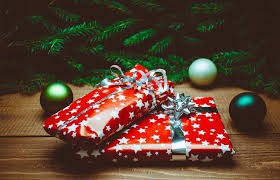 Its colorful appearance makes a stunning addition to any buffet. 10 Unforgettable Virtual Christmas Event Ideas 2020 Markletic