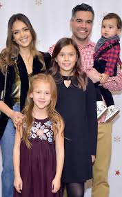 Jessica alba was born in a family of mark alba and his wife, cathy. Jessica Alba Names Her Cutest Kid Daily Grime News