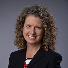 Personalized Learning in the Middle Grades: A Guide for Classroom Teachers  and School Leaders: Bishop, Penny A., Downes, John M., Farber, Katy:  9781682533178: Amazon.com: Books