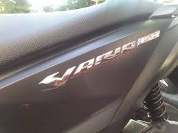 Selain itu, kali ini pihak pabrikan juga menerapkan warna bodi monotone yang sangat elegan dan berkelas sehingga. Beda New Vario 150 My 2016 Dengan New Vario 150 My 2017 Warungbiker Com