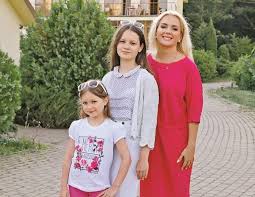Мария порошина с отцом и дочками фото: Mariya Poroshina O Detyah I Rabote