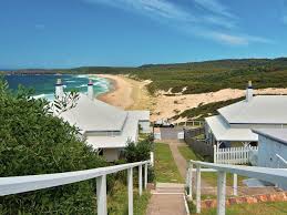 Ocean beach cottage ⭐ , australia, umina, 28 mount ettalong road: We Found 13 Secret Beach Houses Escape Com Au