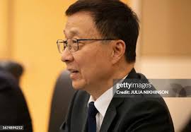 140 Julia Han Stock Photos, High-Res Pictures, and Images