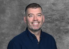 Adrian Lu's Instagram, Twitter & Facebook