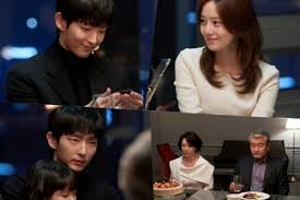 악의 꽃 / agui kkot. Flower Of Evil Drops More Stills Of Lee Joon Gi And Moon Chae Won Starbiz Net