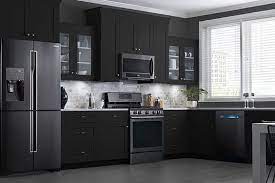 Welcome to our gallery of black and white kitchen design ideas featuring contemporary, modern, farmhouse, traditional and rustic cabinets & finishes. Black Kitchen Design Ideas Fantastic Black Kitchen Designs