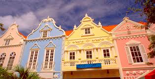 Oranjestad, the capital of aruba, is a popular port of call in the caribbean. Auf Entdeckungstour In Oranjestad