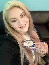 I need you to redo my house!!!! I love y'all's work❤️