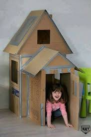 Haus Aus Kartons Kartonschachtel Basteln Kartonhaus Spielhauschen Aus Karton