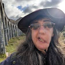 Was the Hekla mare purchased by an individual or a dealer in the Icelandic  horse auction?