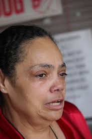 Owner of pit bull shot by cops: She didn't deserve to get 'brains blown  out'