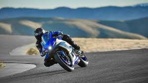 Of course, the sturdy build quality and upscale materials will be immediately recognizable. Motorrad Yamaha R7 Baujahr 2021 0 Km Preis 0 00 Eur Aus Hessen
