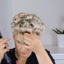 lisa short hair pixiecut on instagram werbung salirasavideo hairstyle for a special occasion short hair styles hair tutorial how to curl short hair
