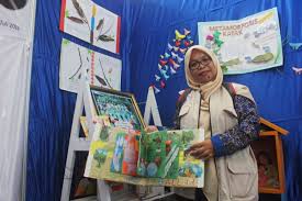 Ilustrasi adalah gambar sebagian cerita di buku. Sd Ini Berinovasi Bikin Buku Sendiri Muridnya Jadi Pintar Membaca Halaman All Kompas Com