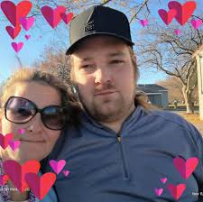 What jobs are available for an unemployed person to quickly find work?