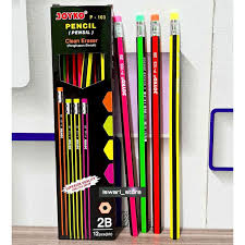 Goresan yang dihasilkan dari pensil tidak terlalu terang sehingga sangat pas untuk menggambar sketsa awal sebelum tahap penyempurnaan. Harga Pensil Dan Terbaik Alat Tulis Buku Alat Tulis Juli 2021 Shopee Indonesia