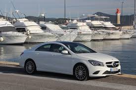 On monte aujourd'hui à bord de la dernière version de la mercedes cla 45 amg, un monstre qui, bien que ne comptant que quatre cylindres offre des sensations. Mercedes Cla Essais Fiabilite Avis Photos Prix