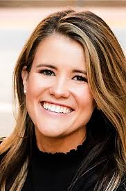 Columbia teacher Jenna Bennett wins outstanding educator award