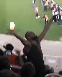 Jonatan maidana is on mixcloud. Jonatan Maidana Cantando Monumental Richard Maidana Alentando Tribuna Hermano Joni Juega Independiente Conoce Vinculo Familia Maidana River Imperdible Nota La Pagina Millonaria Scoopnest