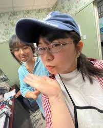 Hey guys my name is Rachel Liu. I am gonna be majoring in graphic design  and minoring in Minecraft. I like art and music, can't wait to see you  guys!!!💕🐺🦅🐼⛪️