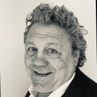 Mike Witty's Instagram, Twitter & Facebook