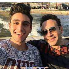 البوم مصطفى قمر هي جودة اصلية. ØµÙˆØ± Ù…ØµØ·ÙÙ‰ Ù‚Ù…Ø± ÙˆØ§ÙˆÙ„Ø§Ø¯Ù‡ ØµÙˆØ± Ø¹Ø§Ø¦Ù„ÙŠØ© Ù„Ù„ÙÙ†Ø§Ù† Ù…ØµØ·ÙÙ‰ Ù‚Ù…Ø± Ù…Ø¹ Ø§ÙˆÙ„Ø§Ø¯Ù‡