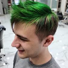 Justin Gouge's Instagram, Twitter & Facebook