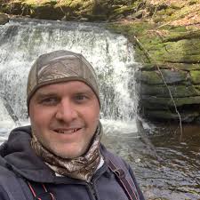 What is the story behind the smiley barn