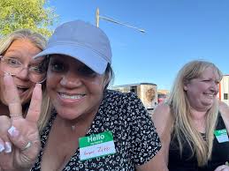 And more pictures… NoBS bar was an amazing host!! 💚💛