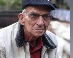 Goeie dag ek is mary elizabeth ann botha. Nooiens van dippenaar. Ek wil  graag weet wat die simbool van perde hoewe op wapen is. My oupa was michael  stefanis dippenaar en ouma